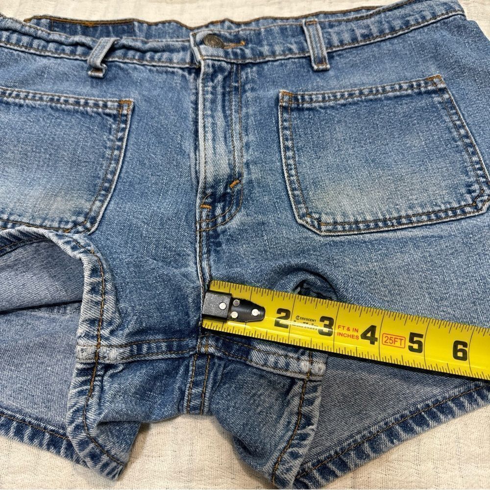 VTG Levis Shorts Womens 11 JR Blue Denim Retro 90s Mom Jean Jorts Black Tab - Picture 10 of 11
